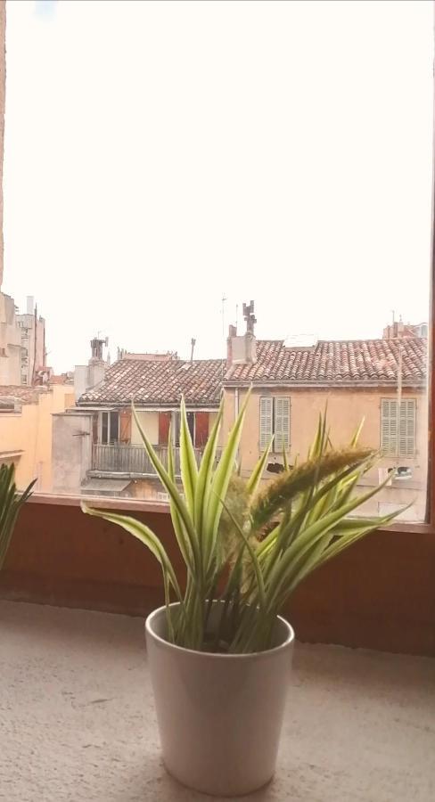 Appartement Spacieux Et Agreable マルセイユ エクステリア 写真