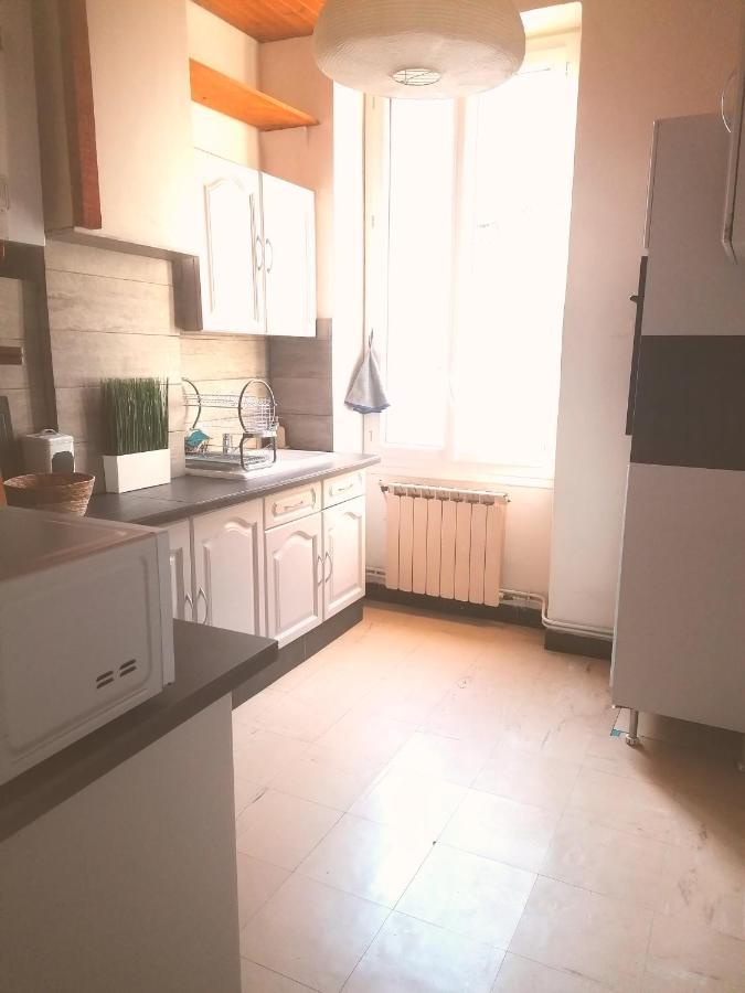Appartement Spacieux Et Agreable マルセイユ エクステリア 写真